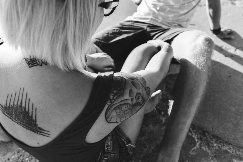 phosphenes photography photographe couple alternatif couple rock couple tattoo perpignan